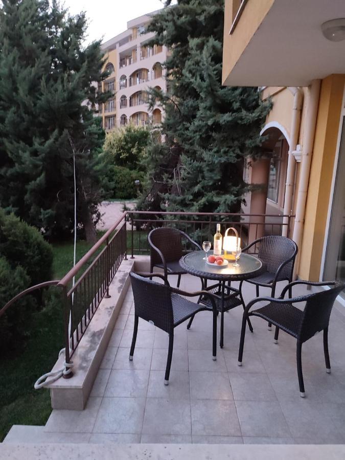 Midia Grand Resort, Terrassen Paradies Apartment Aheloy Exterior foto